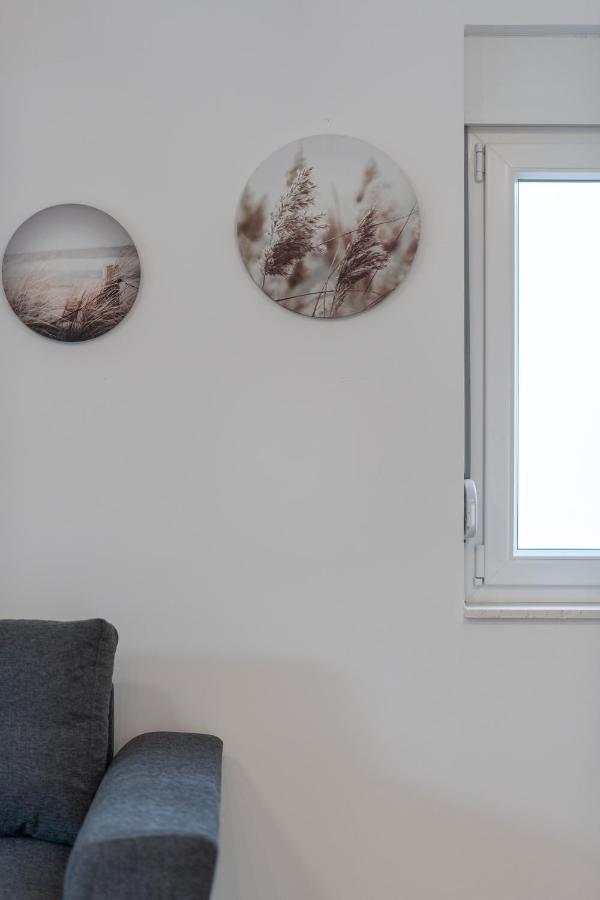 Number One Apartments Вир Екстериор снимка