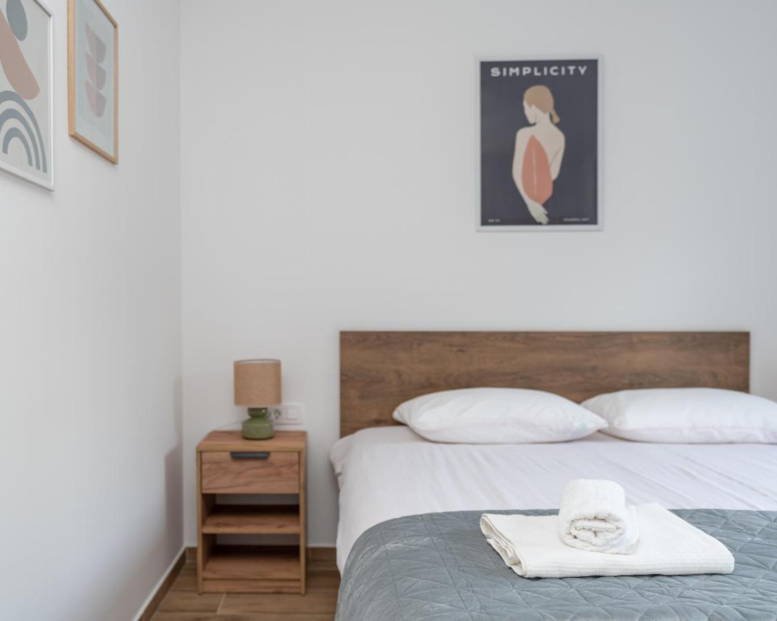Number One Apartments Вир Екстериор снимка